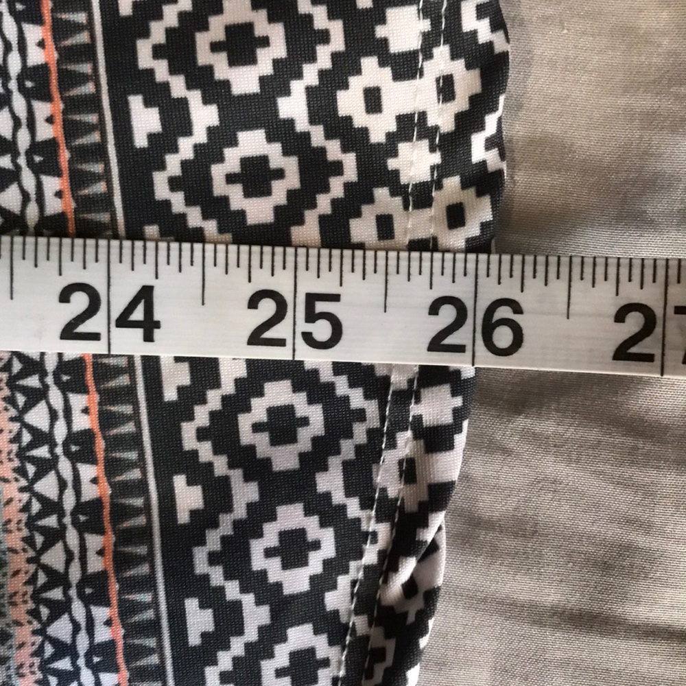 A. Byer Sleeveless Top - Picture 10 of 10